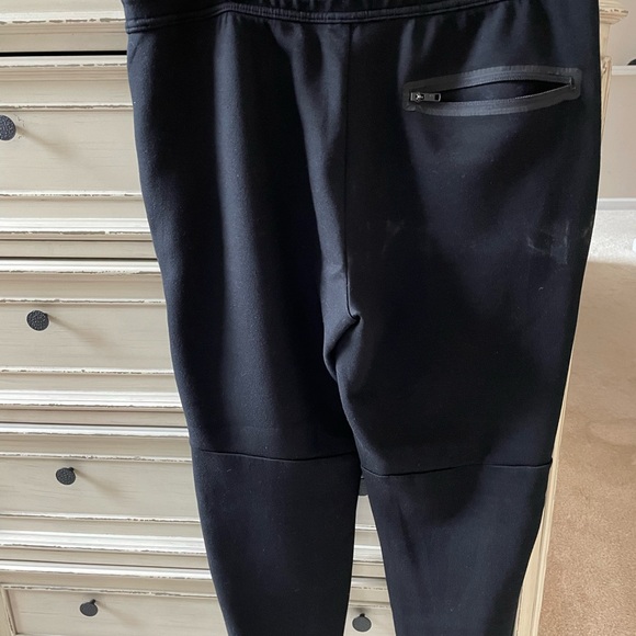 American Eagle Jogger Pants - Picture 2 of 3